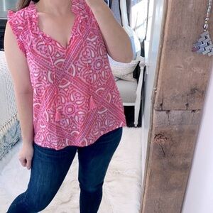 Vineyard Vines pink tassel top size large